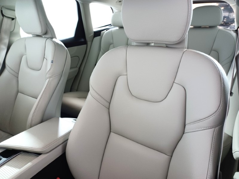 Used Volvo XC60 2021 for sale - 77233683: Photo 18