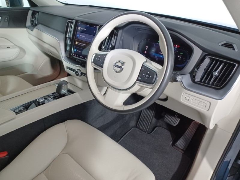 Used Volvo XC60 2021 for sale - 77233683: Photo 33