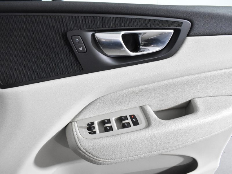 Used Volvo XC60 2021 for sale - 77233683: Photo 36