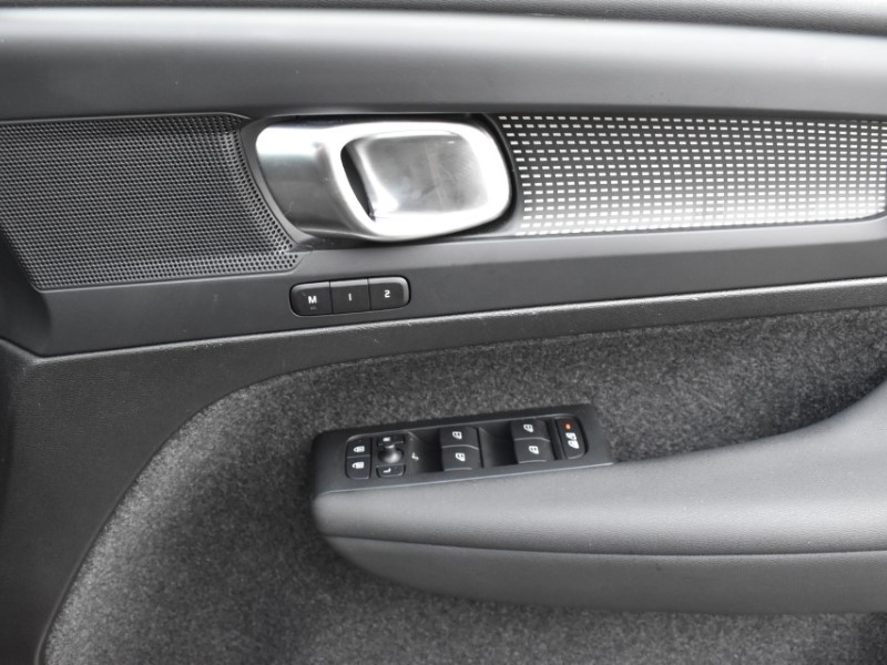 Used Volvo XC40 2025 for sale - 77087681: Photo 23