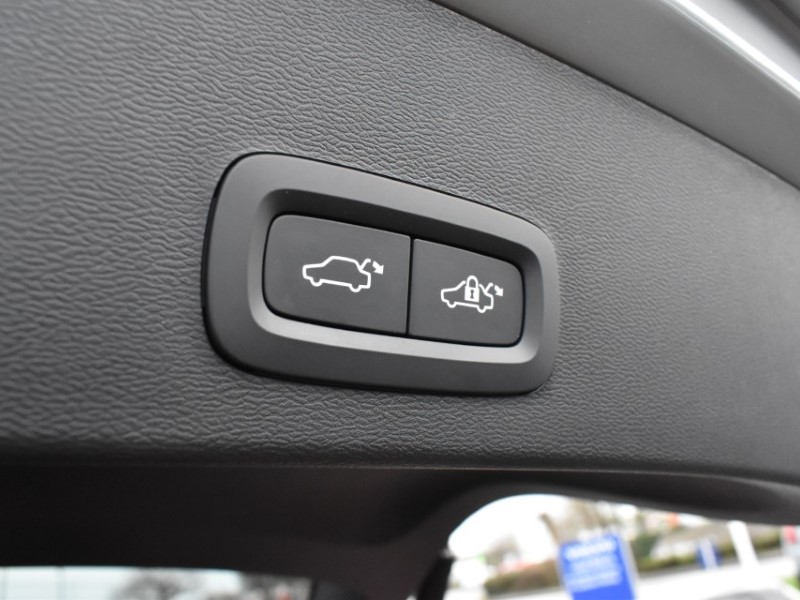 Used Volvo XC40 2025 for sale - 77087681: Photo 38