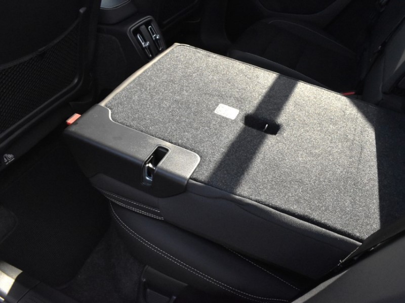 Used Volvo XC40 2023 for sale - 78011168: Photo 37