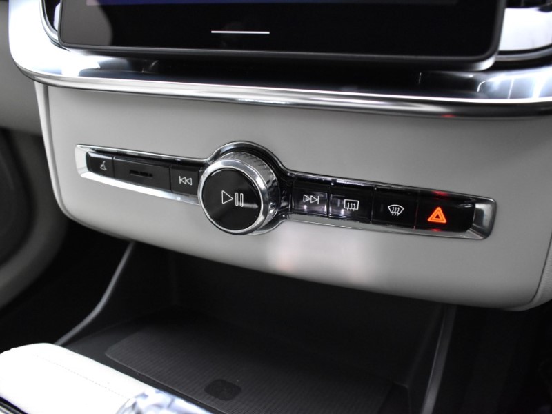 Used Volvo XC90 2025 for sale - 76981417: Photo 14