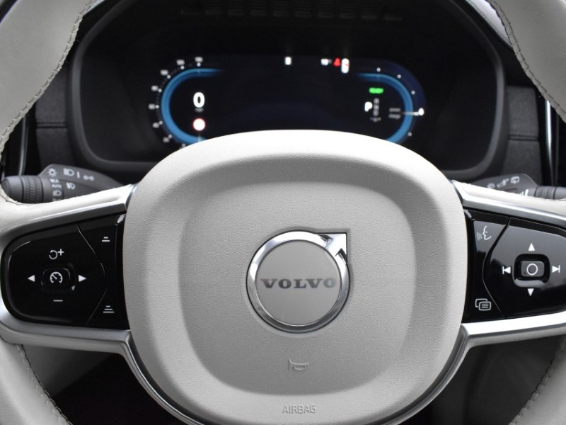 Used Volvo XC90 2025 for sale - 76981417: Photo 18