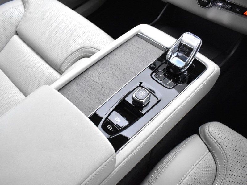 Used Volvo XC90 2025 for sale - 76981417: Photo 27