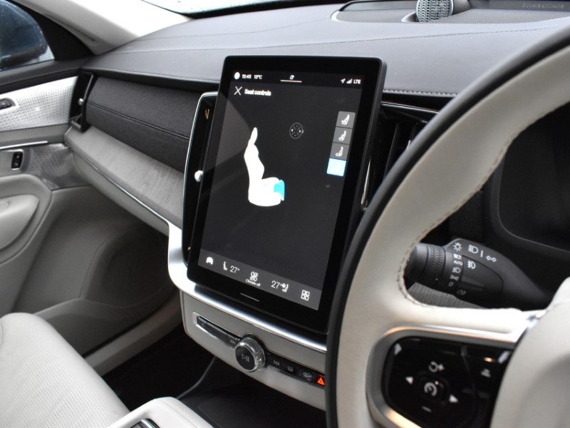 Used Volvo XC90 2025 for sale - 76981417: Photo 31