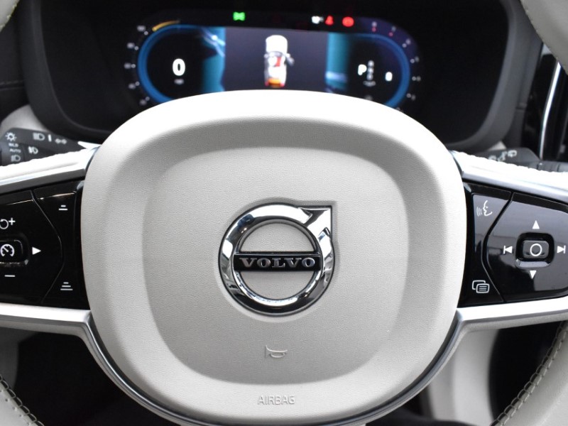 Used Volvo XC60 2021 for sale - 76980986: Photo 15