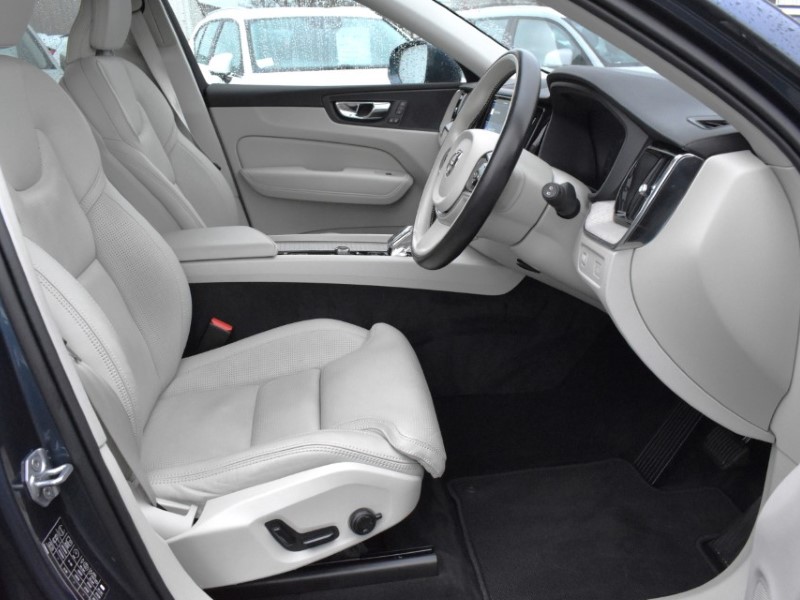 Used Volvo XC60 2021 for sale - 76980986: Photo 44