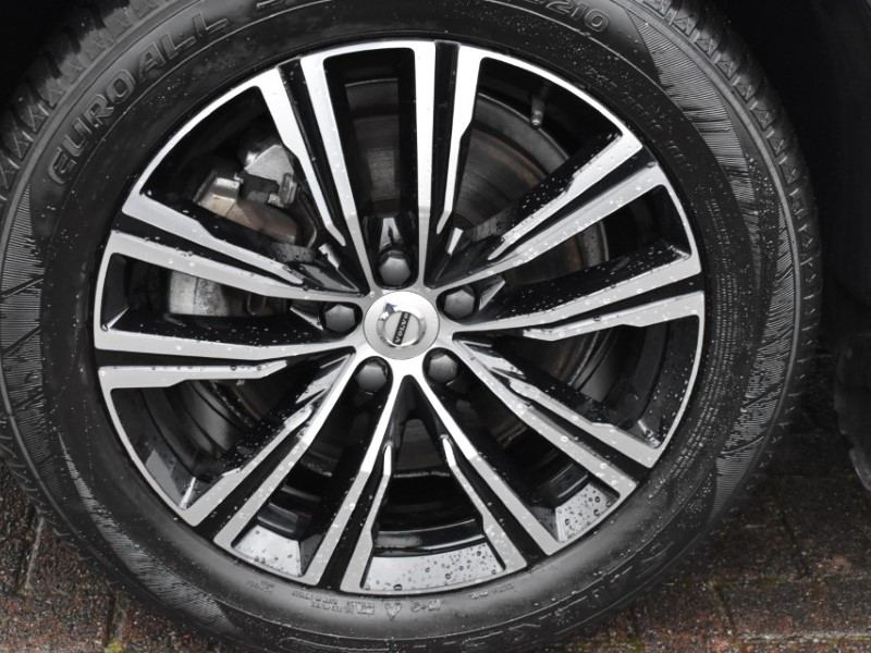 Used Volvo XC60 2021 for sale - 76980986: Photo 8