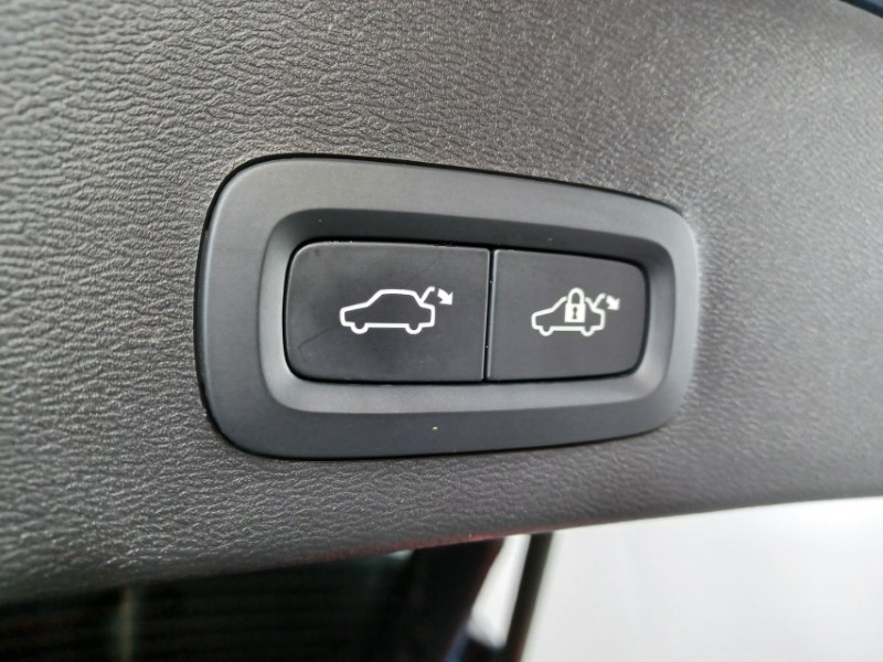 Used Volvo XC40 2025 for sale - 76981988: Photo 24