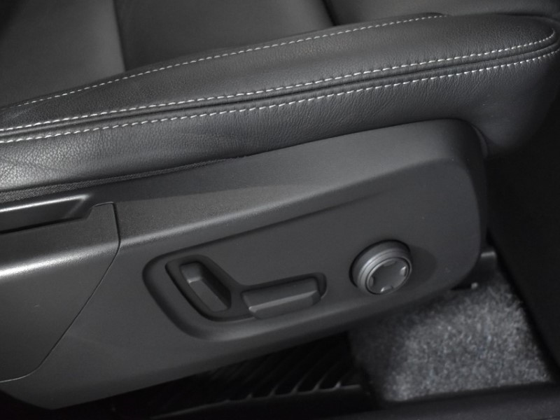 Used Volvo XC40 2025 for sale - 76981988: Photo 43