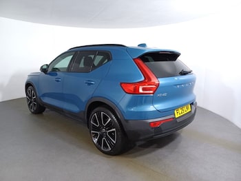 Used Volvo XC40 2025 for sale - 76981988: Photo