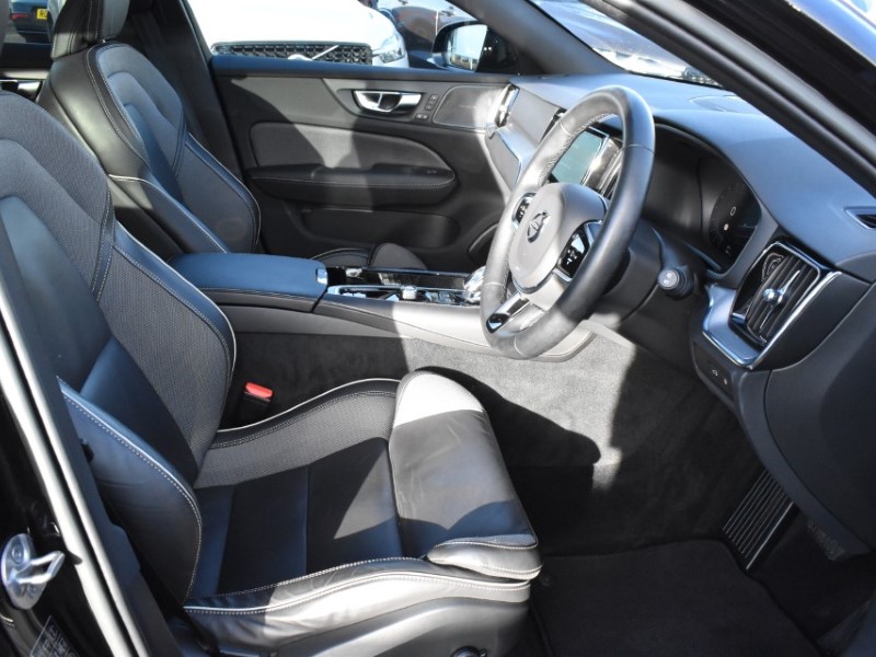 Used Volvo V60 2023 for sale - 77179615: Photo 40