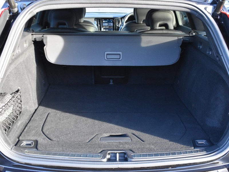 Used Volvo V60 2023 for sale - 77179615: Photo 42