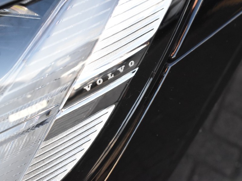 Used Volvo V60 2023 for sale - 77179615: Photo 55