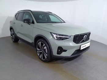 Used Volvo XC40 2025 for sale - 76981995: Photo