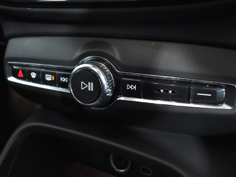 Used Volvo XC40 2025 for sale - 76981995: Photo 38