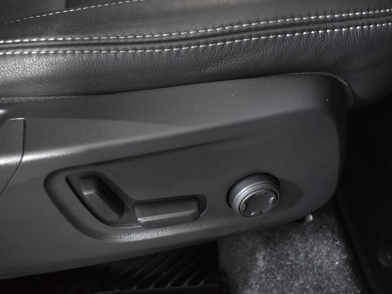 Used Volvo XC40 2025 for sale - 76981995: Photo 43