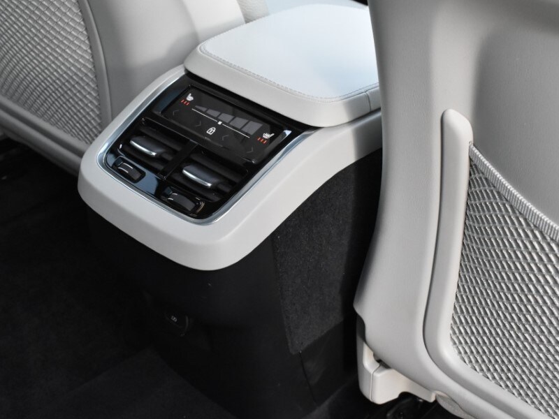 Used Volvo XC90 2022 for sale - 77179632: Photo 32