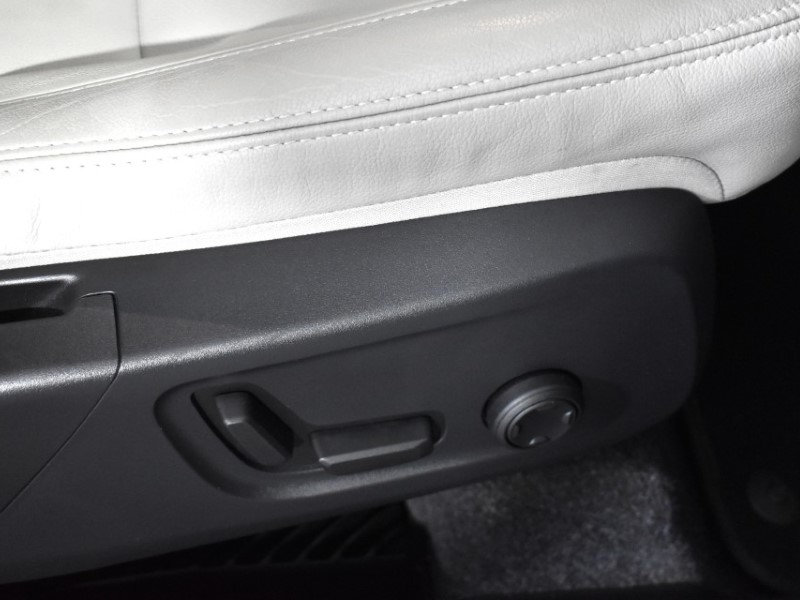 Used Volvo XC40 2024 for sale - 76981647: Photo 39