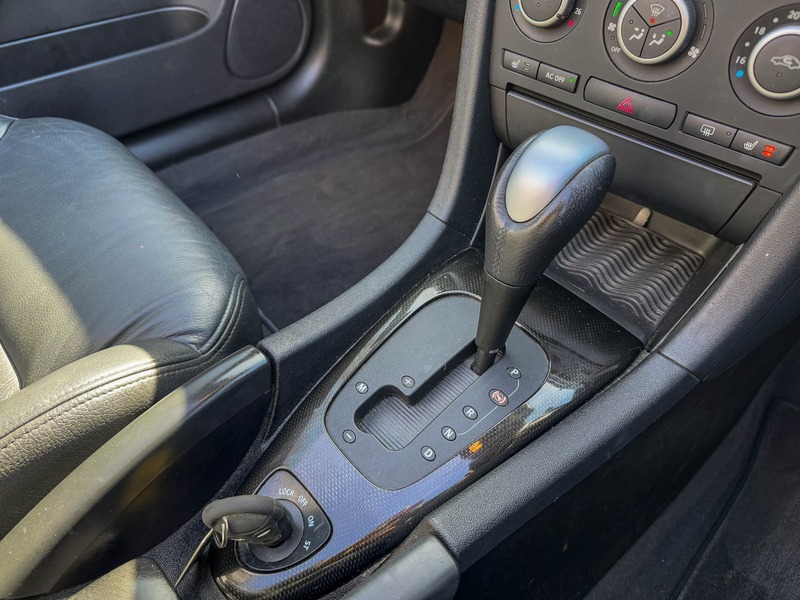 Used Saab 9-3 2010 for sale - 77659736: Photo 2