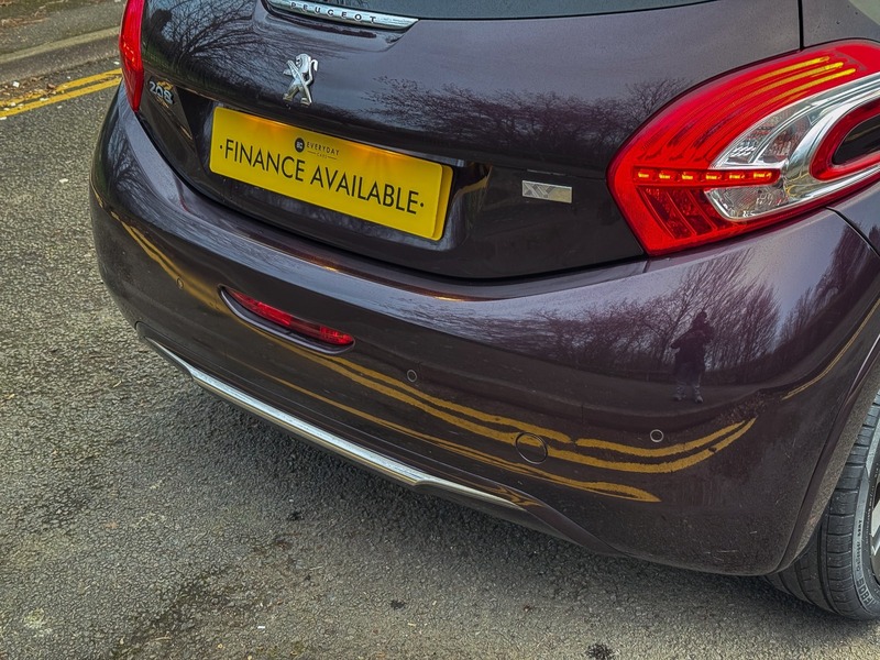 Used Peugeot 208 2014 for sale - 77821779: Photo 17