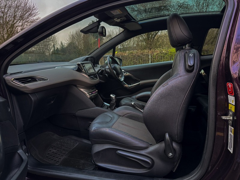 Used Peugeot 208 2014 for sale - 77821779: Photo 24