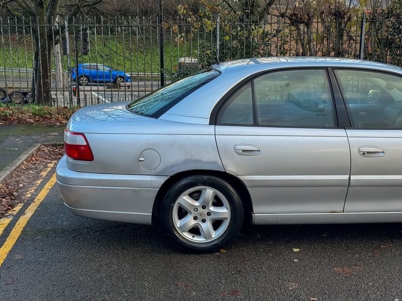 Used Vauxhall Omega 2002 for sale - 77659734: Photo 10