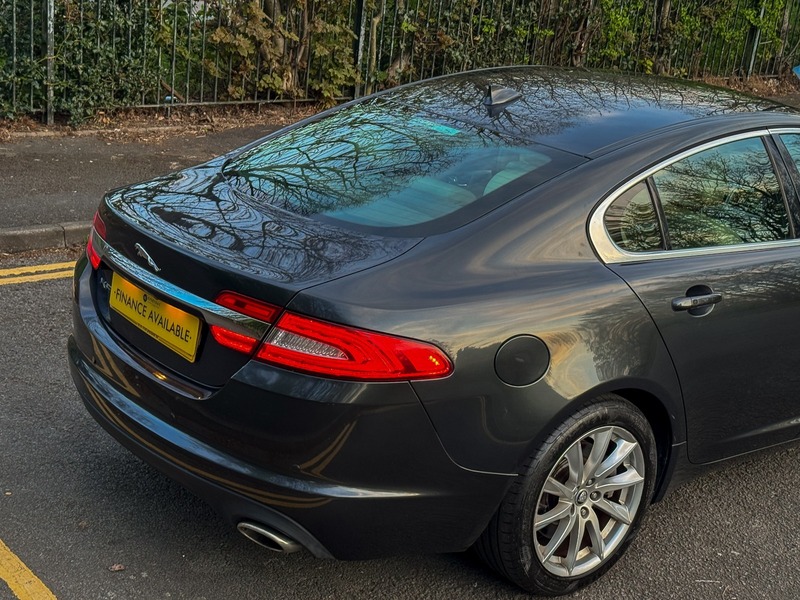 Used Jaguar XF 2013 for sale - 78168133: Photo 3