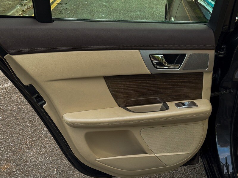 Used Jaguar XF 2013 for sale - 78168133: Photo 33