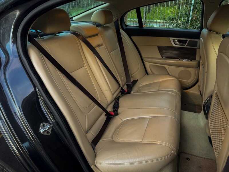 Used Jaguar XF 2013 for sale - 78168133: Photo 37