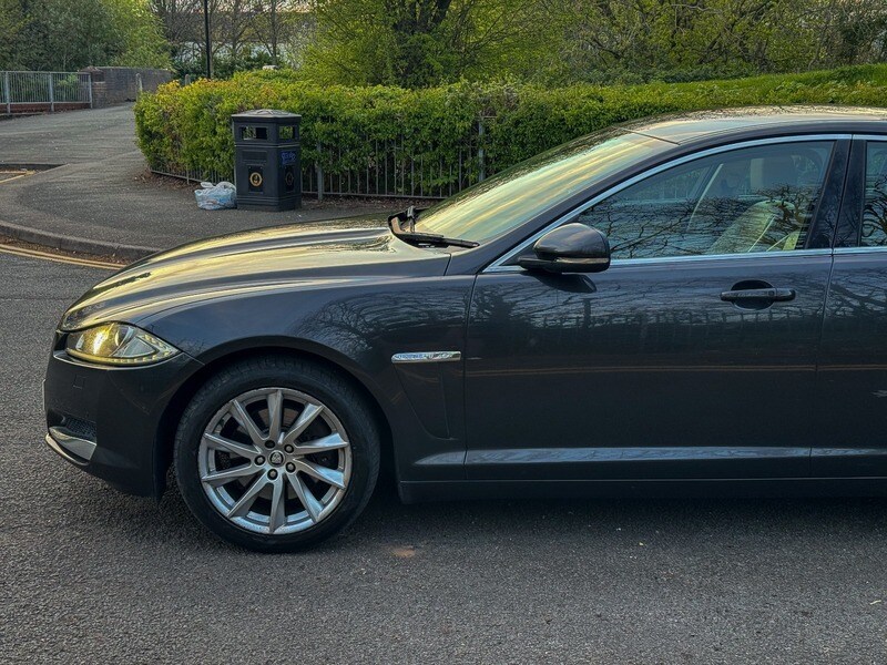 Used Jaguar XF 2013 for sale - 78168133: Photo 8