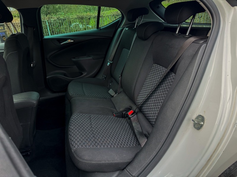 Used Vauxhall Astra 2018 for sale - 77704185: Photo 21