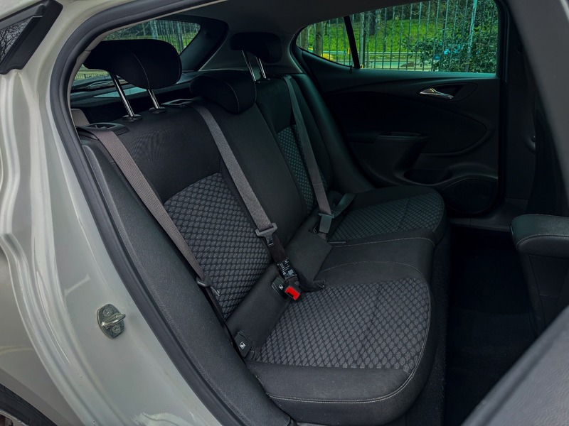 Used Vauxhall Astra 2018 for sale - 77704185: Photo 26