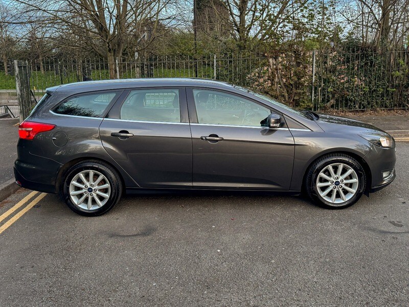 Used Ford Focus 2015 for sale - 78168129: Photo 18