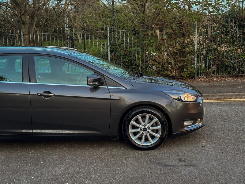 Used Ford Focus 2015 for sale - 78168129: Photo 19