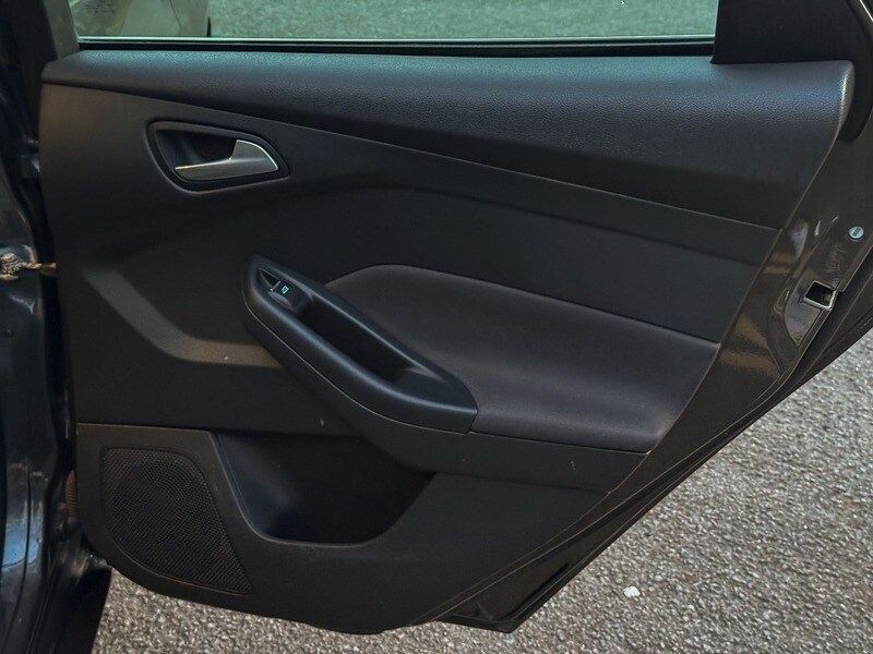 Used Ford Focus 2015 for sale - 78168129: Photo 32