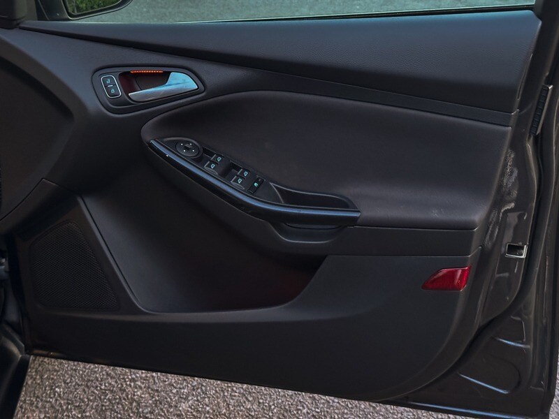 Used Ford Focus 2015 for sale - 78168129: Photo 35