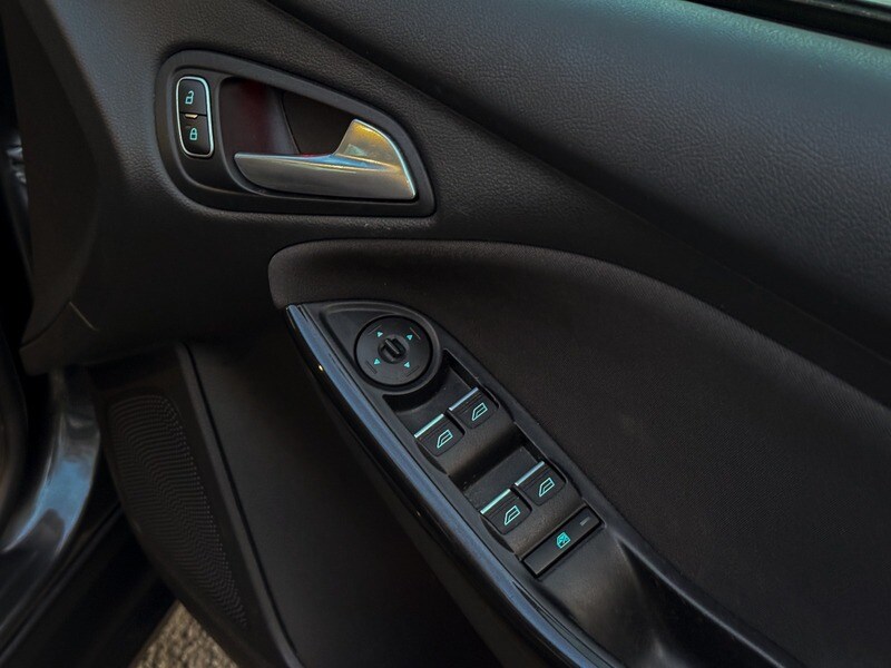 Used Ford Focus 2015 for sale - 78168129: Photo 36