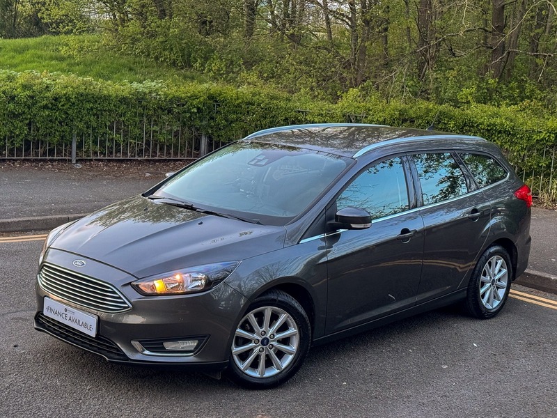 Used Ford Focus 2015 for sale - 78168129: Photo 4