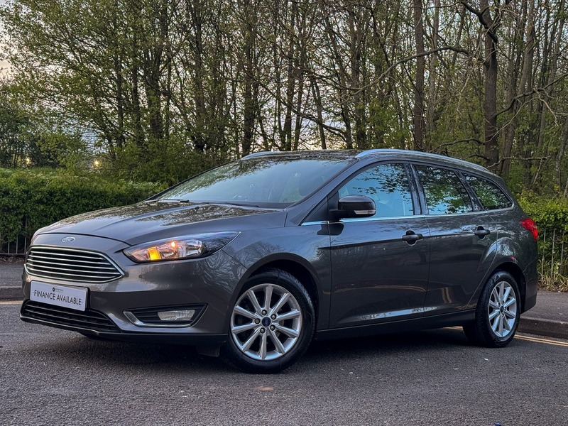 Used Ford Focus 2015 for sale - 78168129: Photo 5