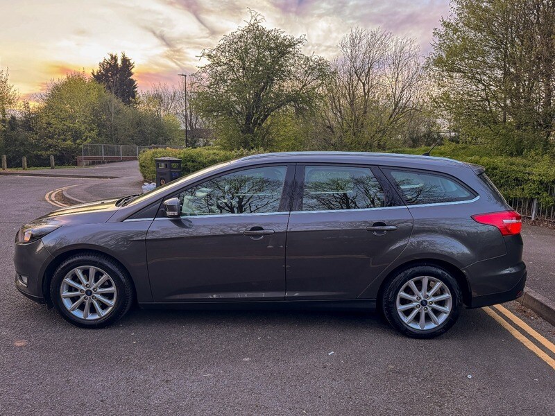 Used Ford Focus 2015 for sale - 78168129: Photo 8