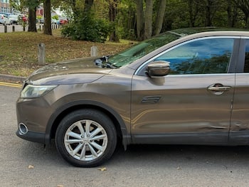 Used Nissan Qashqai 2014 for sale - 79686940: Photo