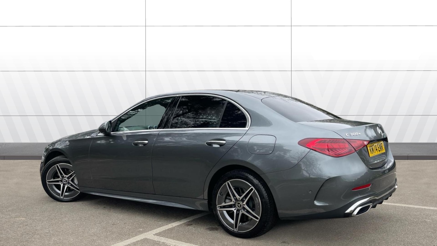 Used Mercedes-Benz C Class 2024 for sale - 78040182: Photo 2