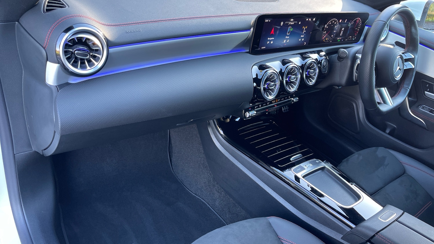 Used Mercedes-Benz CLA 2025 for sale - 76863731: Photo 32