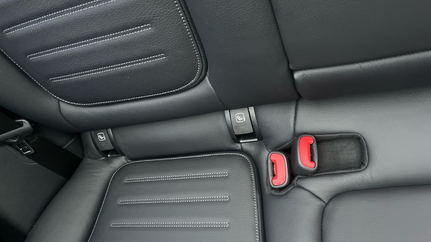 Used Mercedes-Benz GLC 2024 for sale - 77138460: Photo 17