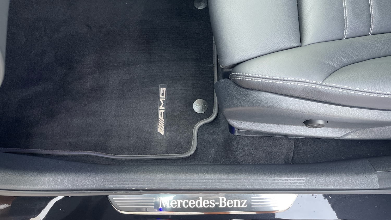 Used Mercedes-Benz GLC 2019 for sale - 77535815: Photo 32