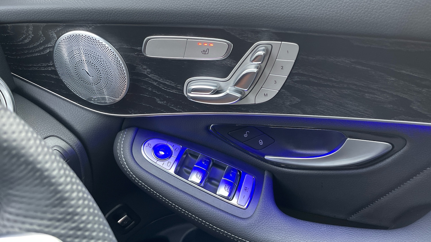 Used Mercedes-Benz GLC 2019 for sale - 77535815: Photo 37