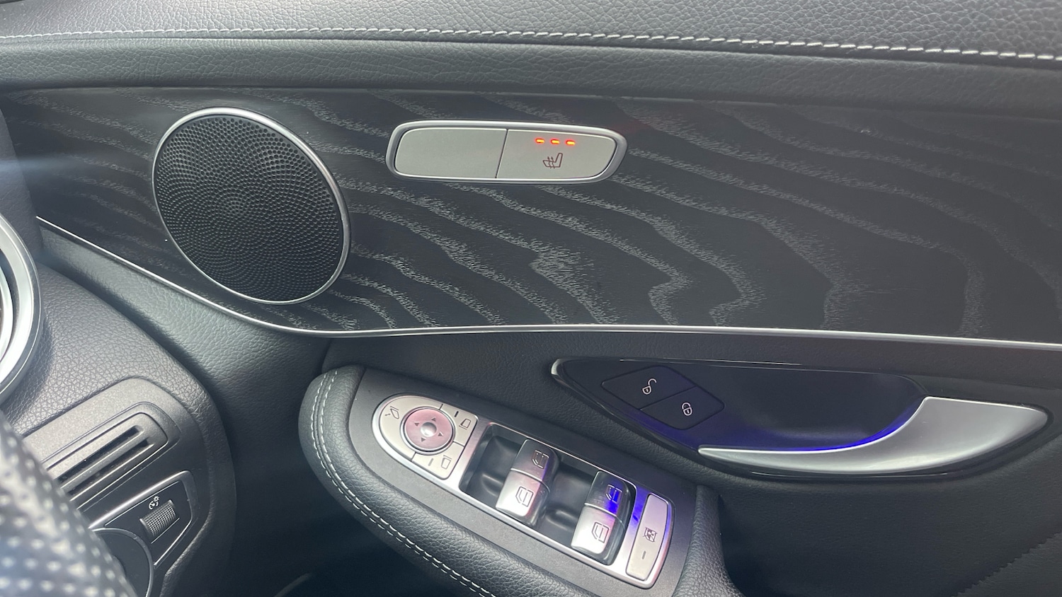 Used Mercedes-Benz GLC 2019 for sale - 77171081: Photo 37