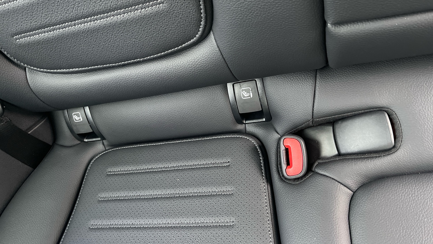 Used Mercedes-Benz GLC 2025 for sale - 77640043: Photo 17